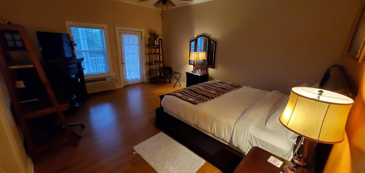 Acorn Hill Lodge And Spa Lynchburg Esterno foto