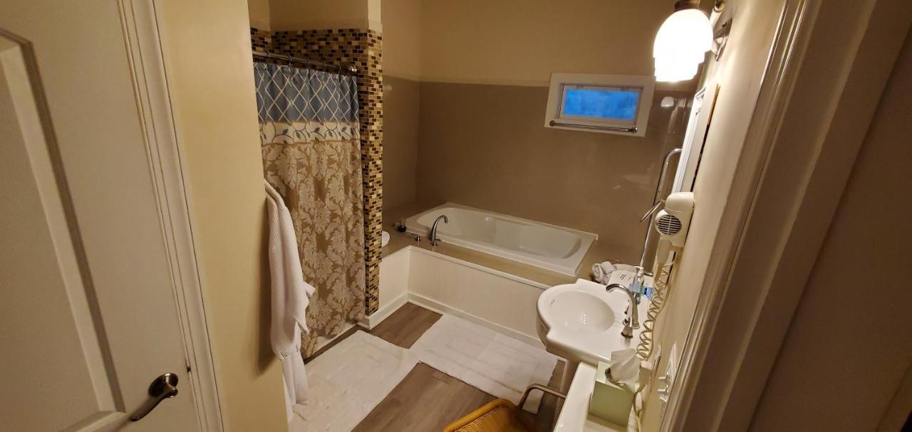 Acorn Hill Lodge And Spa Lynchburg Esterno foto